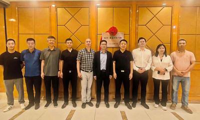 黃韡率隊開展招商考察并為“杭州濉溪科創飛地”項目授牌，助力技術交流與創新發展